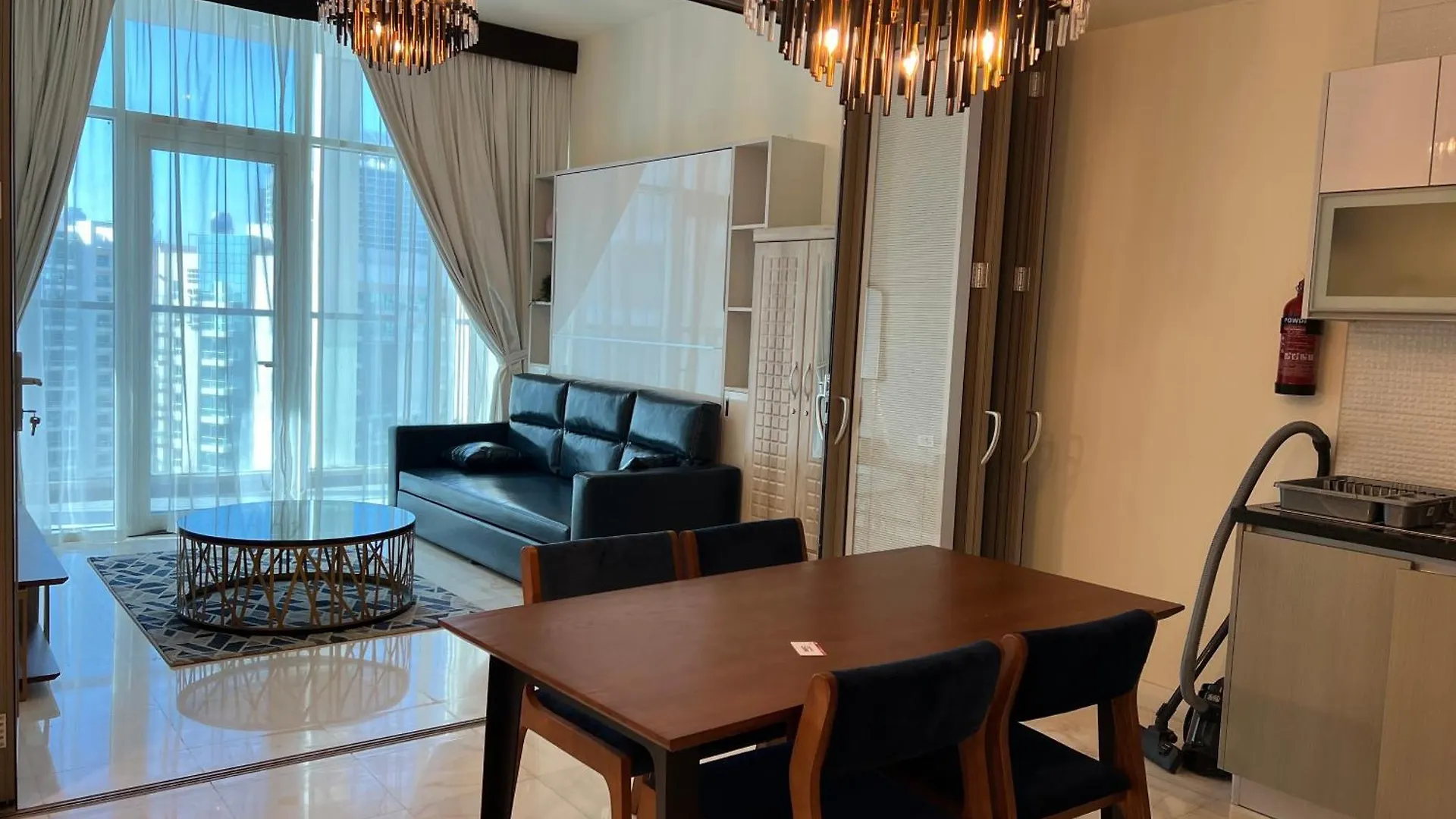 Luxury Danube Apartments Dubai 0*,